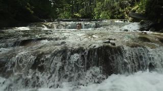 Natalya Frey naked - Poteryannyy ostrov (2018)