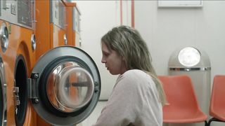 Sarah Lefevre hot - Paul est la (2017)