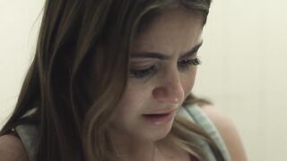 Alison Jaye - Elle (2016) Naked movie scene