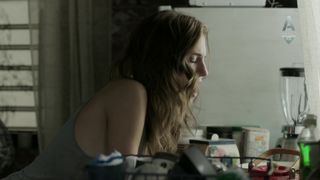 Allison Williams, Lena Dunham - Girls s04e01 (2015) Nude sexy video.