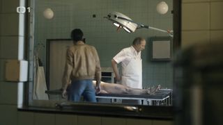 Alzbeta Stankova, Jana Podlipna - Svet pod hlavou s01e04e08 (2017) Naked Actress In A movie scene