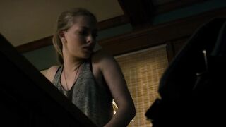 Amanda Seyfried, Emily Wickersham - Gone (2012) Nude sexy video