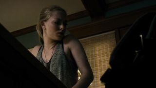 Amanda Seyfried, Emily Wickersham - Gone (2012) Nude sexy video