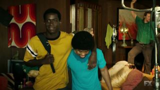 Andrea Bogart, sexy - Snowfall s01e01 (2017) Naked actress in a "topless" scene