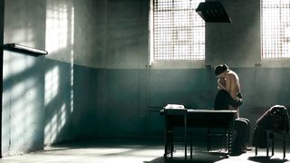 Anna Kanaris - Razgovor (2012) Naked actress in a TV movie scene