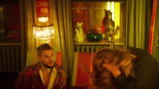 Anna Mikhalkova, Lukerya Ilyashenko - Pro lyubov. Tolko dlya vzroslykh (2017) Nude movie scene