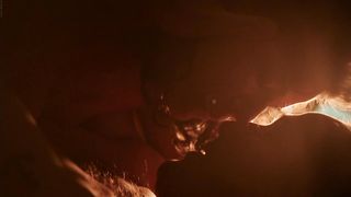 Anne Schafer - Arzt mit Nebenwirkung (2017) Naked actress in a movie scenes