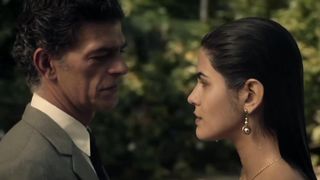 Antonia Morais, Mariana Lima - Lucia McCartney s01e03 (2016) Naked sexy scenes