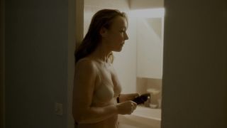 Catherine Frot, & other actresses - Sage femme (2017) Naked actress in a TV movie scene