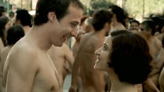 Claudia Cabezas, hot - A un metro de ti (2009)