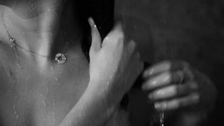 Colomba Giovanni - Respire (2015) Naked sexy videos