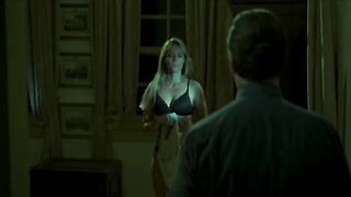 Elisa Volpatto, Paolla Oliveira - Assedio s01e06 (2018) Naked hot scene