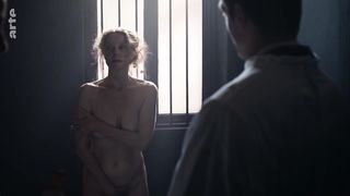 Esther Schweins - Sie hatten keine Wahl The Victory of Women (2018) Naked actress in a "topless" scene