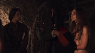 Federica Fracassi, sexy - Luna Nera s01e06 Naked actress in a TV movie scene