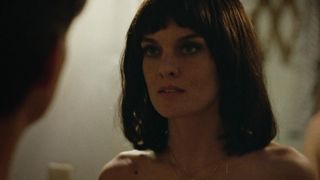 Frankie Shaw - SMILF s01e08 (2017) Naked actress in a movie scene