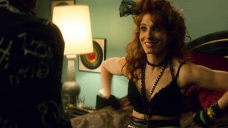 Gwen Hollander - Future Man s01e10 (2017) Nude TV movie scene