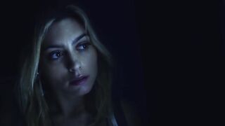 Isis Marks - Segundo o Sexo (2016) Naked actress in a sexy video