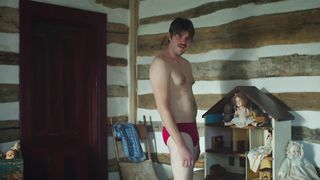 Jocelyn DeBoer, Dawn Luebbe - Buzz (2016) Naked movie scene