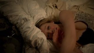 Kristen_Bell_-_House_of_Lies_s05e01 (2016)