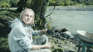 Kristina Poli - Igra na vyzhivanie s01e04 (2020) Naked actress in a movie scene