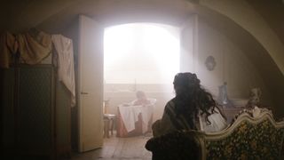 Lily_James__Tuppence_Middleton_-_War_and_Peace_s01e01 (2016)