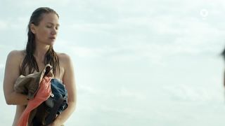 Lisa Maria Potthoff - Engelmacher Der Usedom-Krimi (2016) Nude adult movie scene