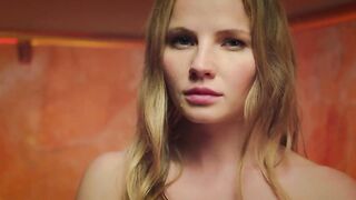 Mariya Ulyanova - Kuhnya. Vojna za otel s01e01e04 (2019) Naked movie scene