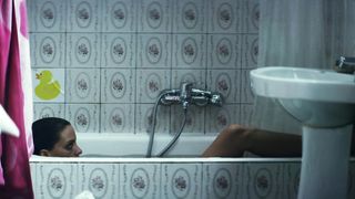 María Hervas - Si tuvieran ojos (2015) Nude movie scene