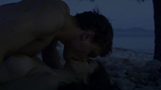 Melina Hess, Fiona-Maria Karagiannidou - Fikkefuchs (2017) Naked actress in a TV movie scene