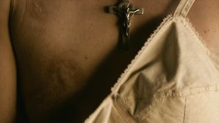 Nuria Primsi - Incerta gloria (2017) Naked actress in a TV movie scene