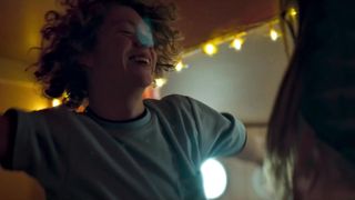 Olivia Lonsdale, & other actresses - Sirene (2018) Naked sexy video