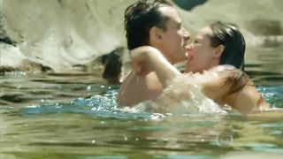 Paolla Oliveira - Felizes Para Sempre s01e04 (2015) Naked actress in a TV movie scene