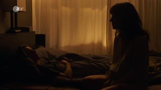 Petra Schmidt-Schaller, Ulrike C. Tscharre - Getrieben (2018) Naked adult movie scene