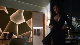 Reiko Aylesworth - Bull s03e13 (2018) Nude movie scene