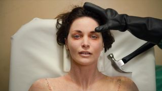 Samantha Sergeant, & other actresses- Ratched s01e01-02 (2020) Naked movie scene