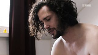Vera Bommer - Seitentriebe s01e02 (2018) Nude sexy videos