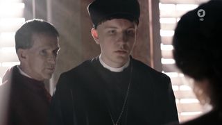 Veronika Strapkova, & other actresses - Die Puppenspieler (2017) Naked "topless" scene