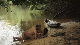 Vimala Pons, sexy - La loi de la jungle (2016) Naked movie scene