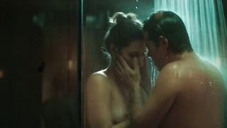 Adriana Esteves, Mariana Lima, Fernanda D'Umbra - Assedio s01e04 (2018) Nude film scenes
