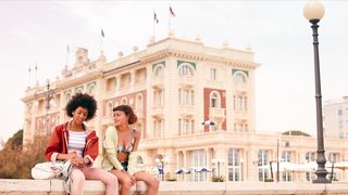 Amanda Campana, Caterina Biasiol - Summertime s01e02 (2020) Sexy film scene