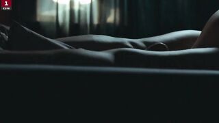 Ann Eleonora Jorgensen, Yngvild Stoen Grotmol, Fanny Louise Bernth - Herrens Veje s01e06 (2017)