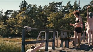 Essi Hellen, Minttu Mustakallio, Annaleena Sipila - Viikossa aikuiseksi (2015) Naked movie scenes