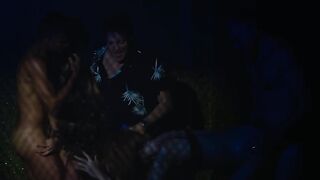 Giselle Batista, Dora Figueiredo, Mia Mello - Homens s02e08 (2020) Hot of staging scene