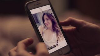 Kathryn Hahn, Jasmine Cephas Jones – Mrs. Fletcher s01e06 (2019) Sexy movie scene