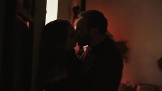 Laetitia Dosch, Leonie Simaga - Jeune Femme (2017) Naked scenes