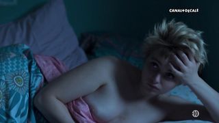 Lou Roy-Lecollinet - Paris and other actresses s01e07 (2017) Sexy film scenes