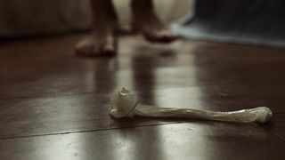 Lucia Delgado - El arbol de la sangre (2018) Sexy movie video