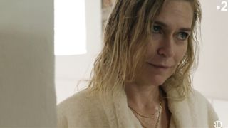 Marie-Josee Croze - Mirage s01e05 (2020) Nude movie video