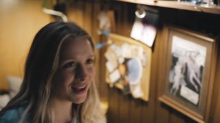 Merle Wasmuth, Lena Klenke, Lena Urzendowsky - How to Sell Drugs Online (Fast) s02e01-02 (2020) Nude movie video