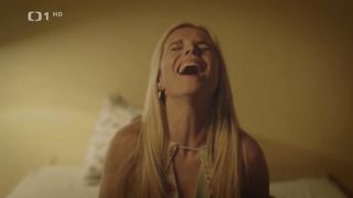 Milena Minichova - Trpaslц╜k s01e05 (2017) Sexy movie scenes